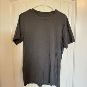 lululemon athletica Charcoal Short Sleeve Tee size medium